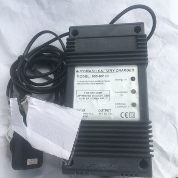 Used 1AMP Charger 600-69180 For A Mobility Scooter AA377
